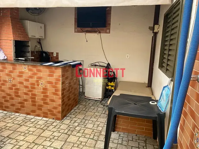 Casa com 120m² 2 quartos e 1 banheiro, à venda, no bairro Vila Abranches em Ribeirão Preto