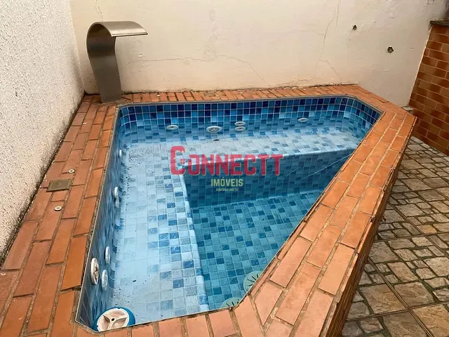 Casa com 120m² 2 quartos e 1 banheiro, à venda, no bairro Vila Abranches em Ribeirão Preto