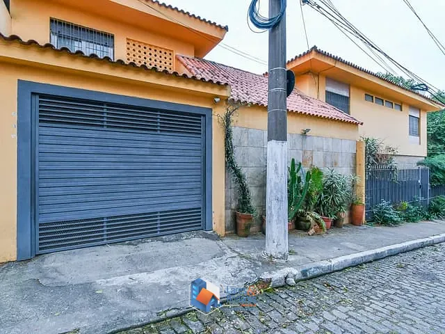 Casa com 257m² 4 quartos e 6 banheiros, à venda, no bairro Vila Mariana em São Paulo