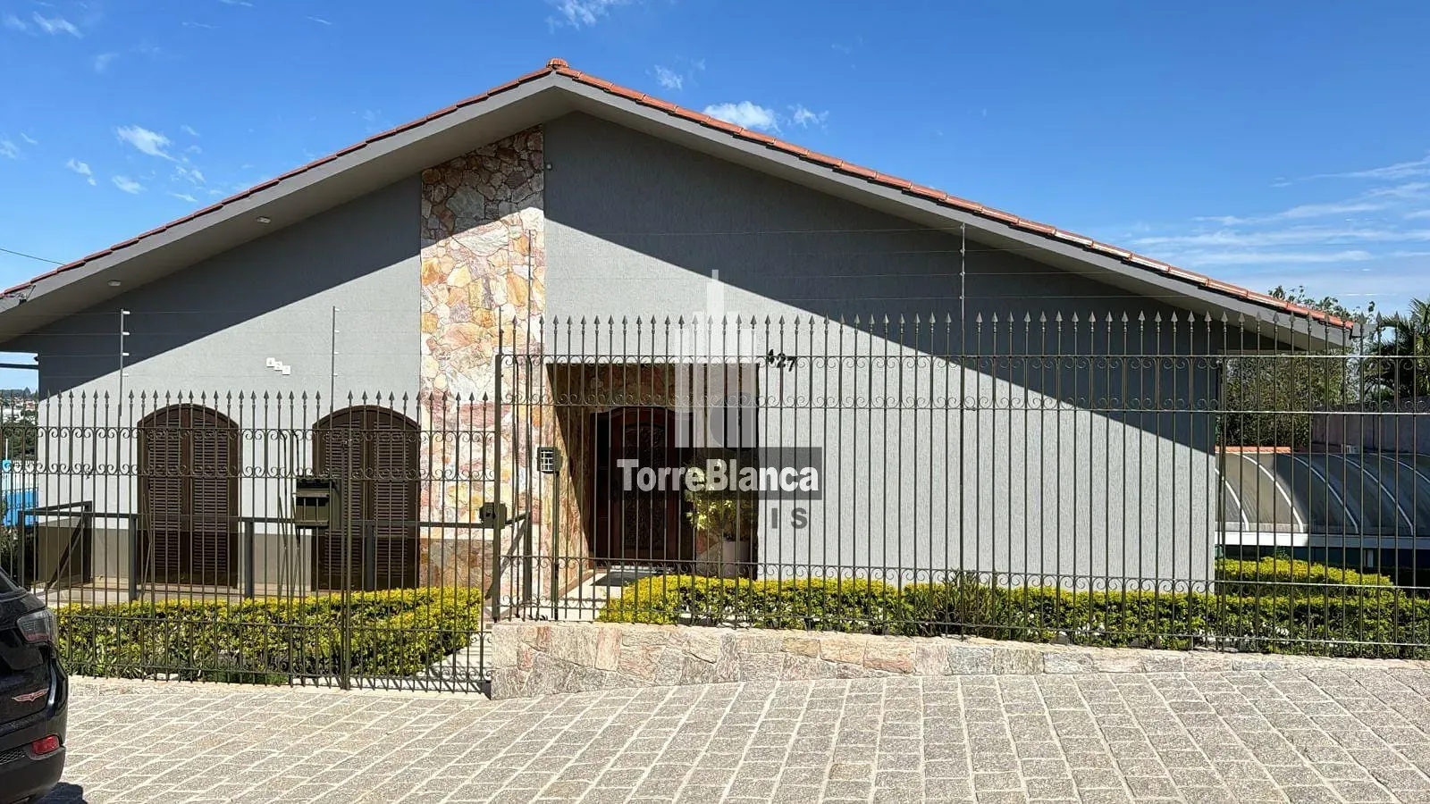 Casa, 4 quartos, 391 m² - Foto 1