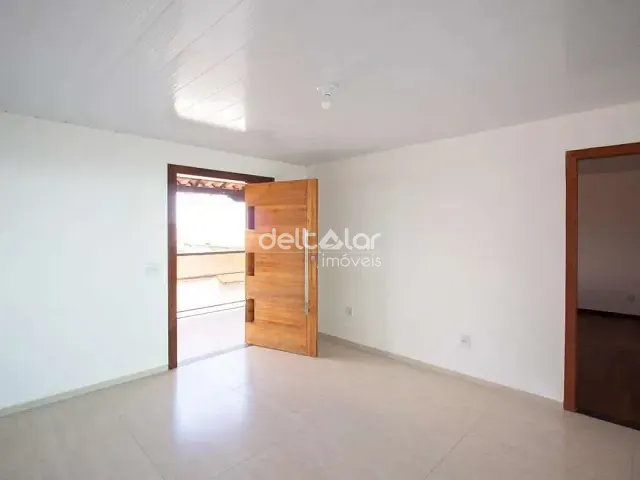 Casa com 186m² 2 quartos e 2 banheiros, para alugar, no bairro Engenho Nogueira em Belo Horizonte