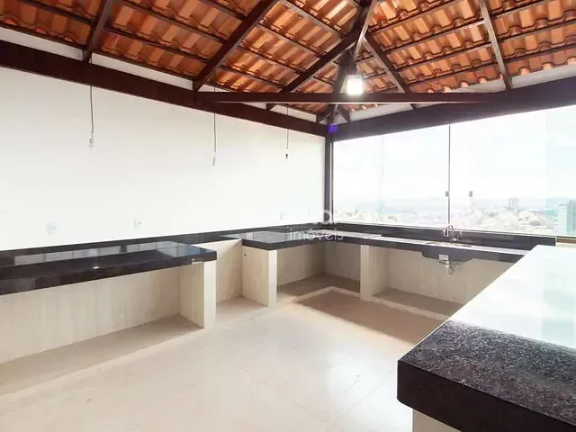 Casa com 186m² 2 quartos e 2 banheiros, para alugar, no bairro Engenho Nogueira em Belo Horizonte