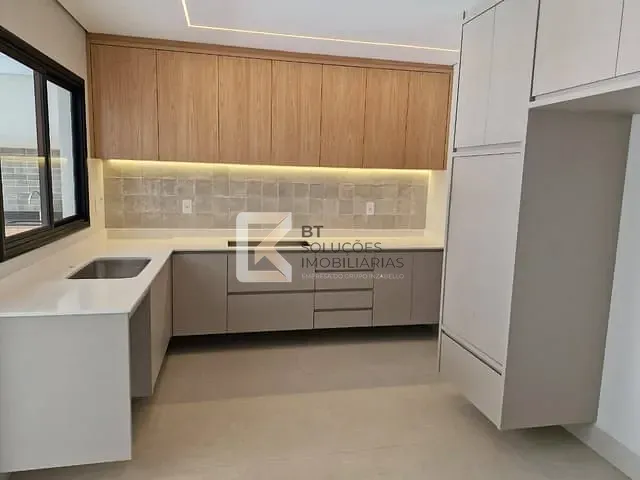 Casa com 309m² 3 quartos e 4 banheiros, à venda, no bairro Jardim Panorama em Indaiatuba