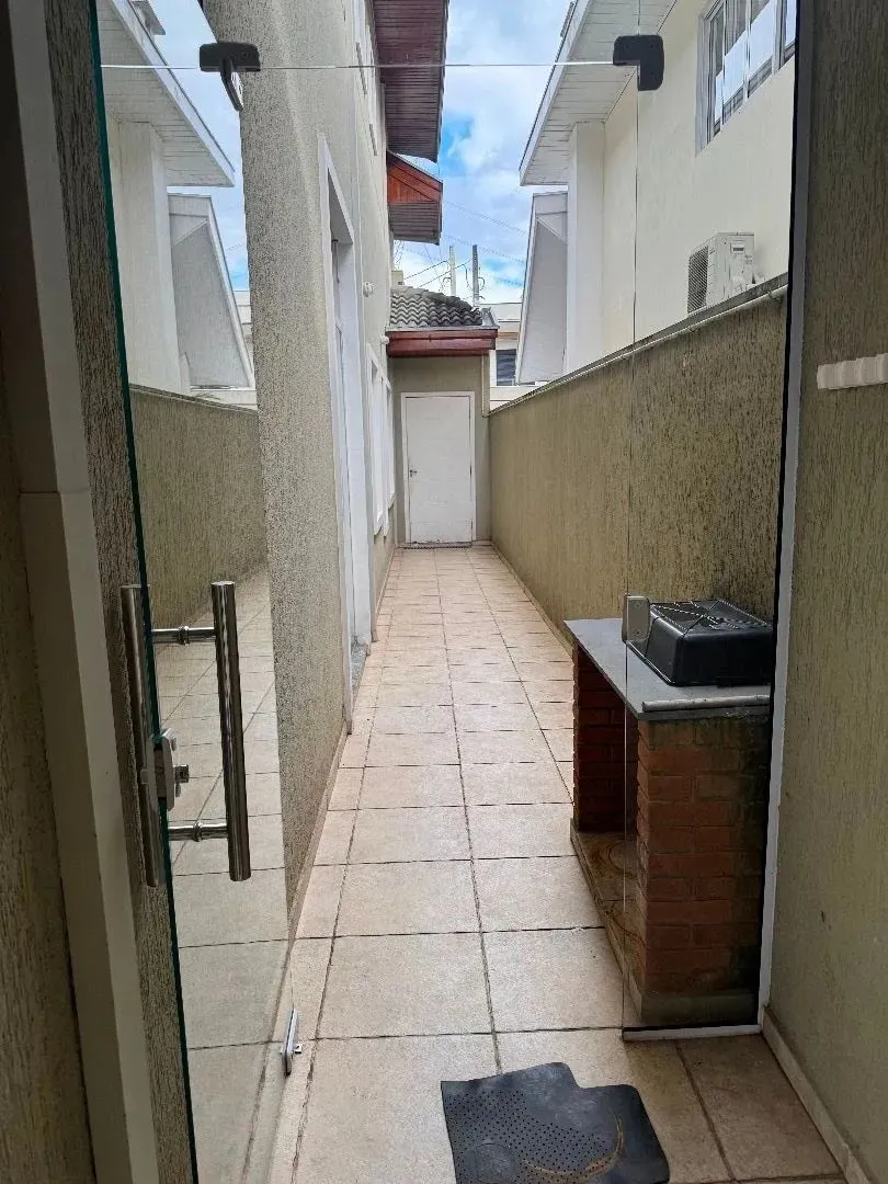 Casa, 4 quartos, 240 m² - Foto 26