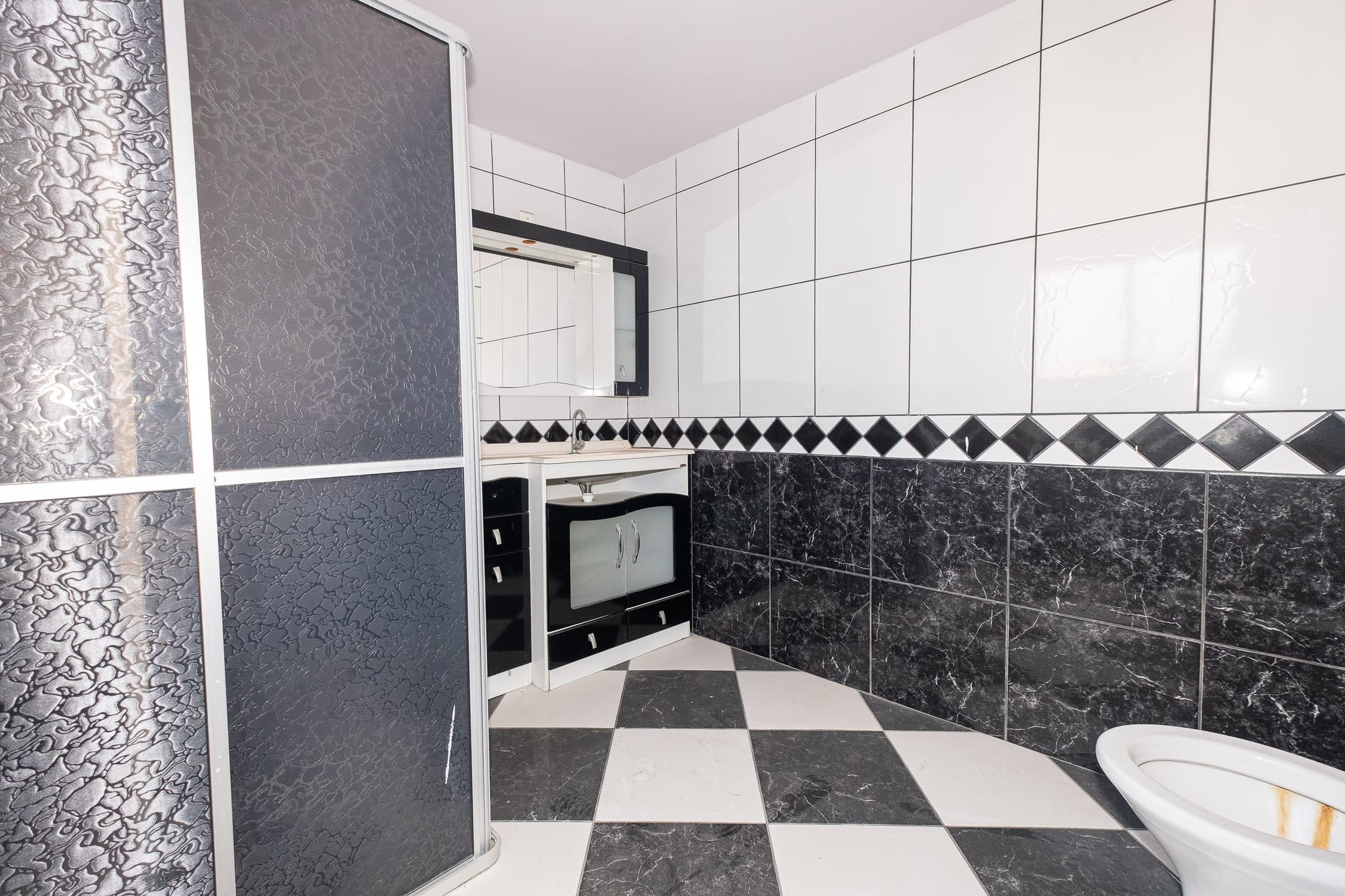 Casa à venda no centro de Pelotas - com 202 m², 3 quartos (sendo 1 suíte), peças amplas e ideal para uso residencial ou comercial. - 19