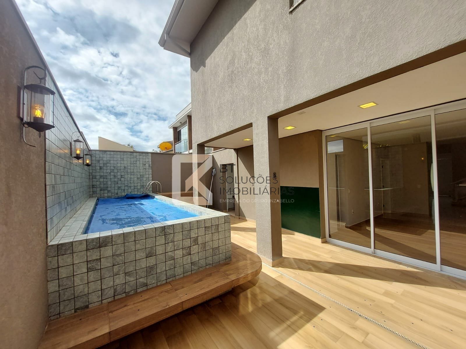 Casa, 4 quartos, 300 m² - Foto 36