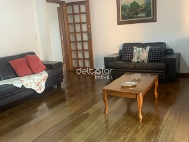 Casa com 360m² 6 quartos e 3 banheiros, à venda, no bairro São João Batista (Venda Nova) em Belo Horizonte