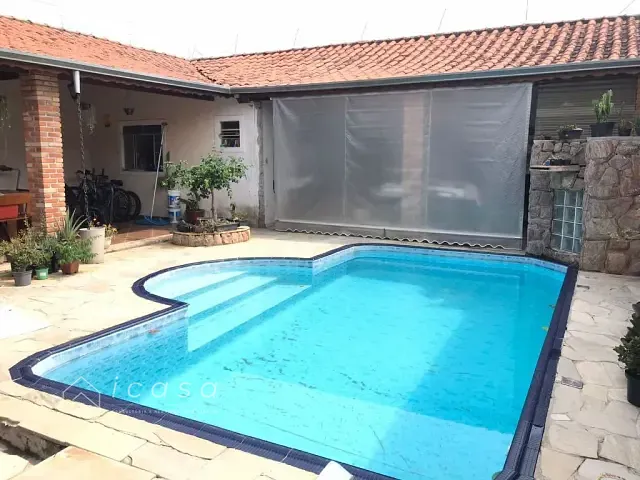 Casa com 327m² 3 quartos e 1 banheiro, à venda, no bairro Vila Santos em Caçapava