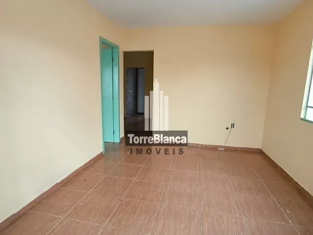 Casa com 70m² 2 quartos e 1 banheiro, para alugar, no bairro Ronda em Ponta Grossa