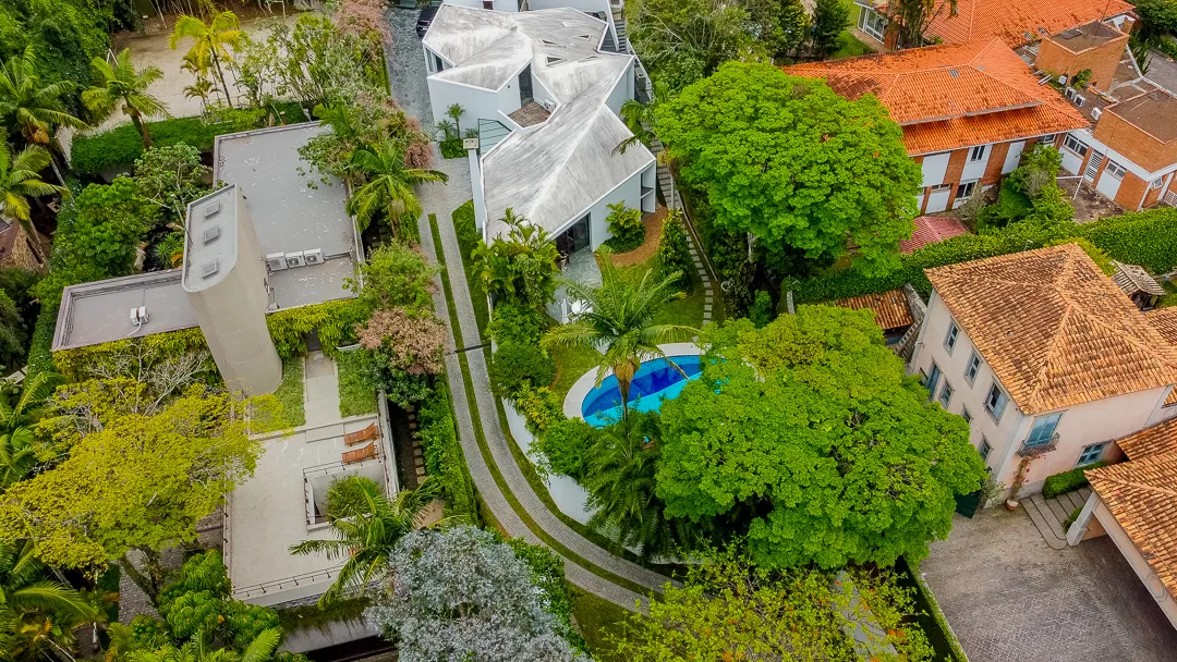 Casa para venda em Vila Tramontano com 4 quartos, sendo 4 suítes, 422m²