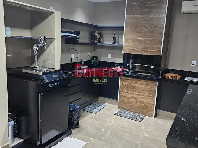 Casa com 420m² 3 quartos e 5 banheiros, à venda ou para alugar, no bairro Parque Industrial Lagoinha em Ribeirão Preto