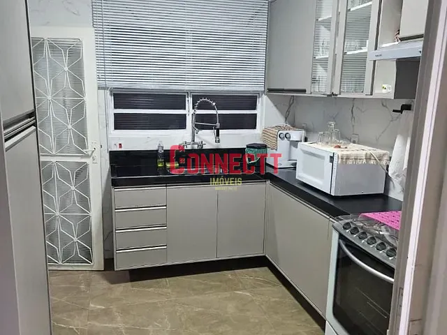 Casa com 420m² 3 quartos e 5 banheiros, à venda ou para alugar, no bairro Parque Industrial Lagoinha em Ribeirão Preto