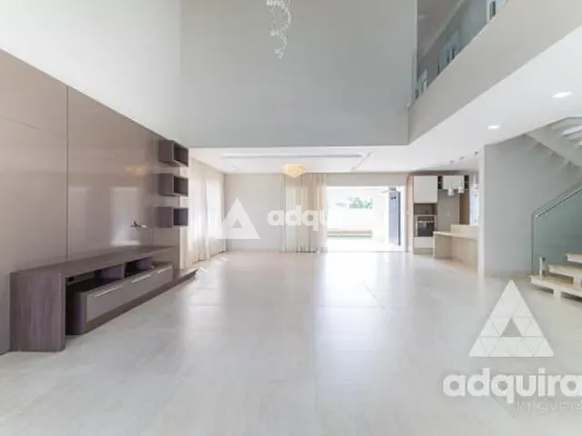 Casa com 403m² 4 quartos e 6 banheiros, à venda, no bairro Estrela em Ponta Grossa