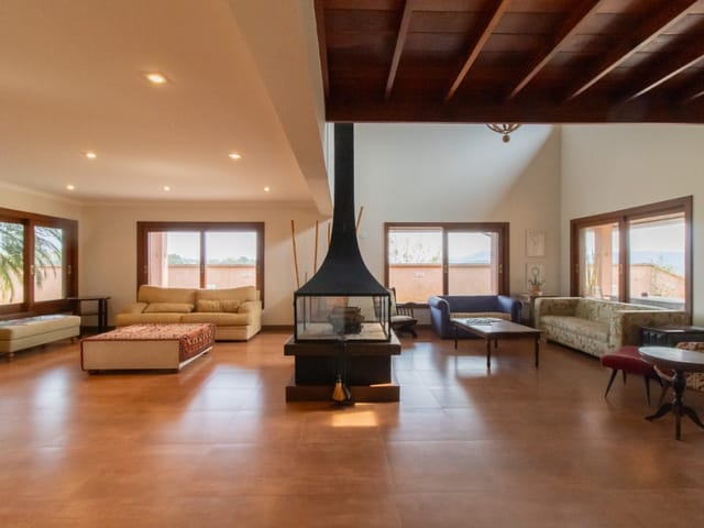 Foto do Casa - Casa em condomínio para venda com 7 quartos, sendo 7 suítes, 958m² | Lares e Andares Imóveis