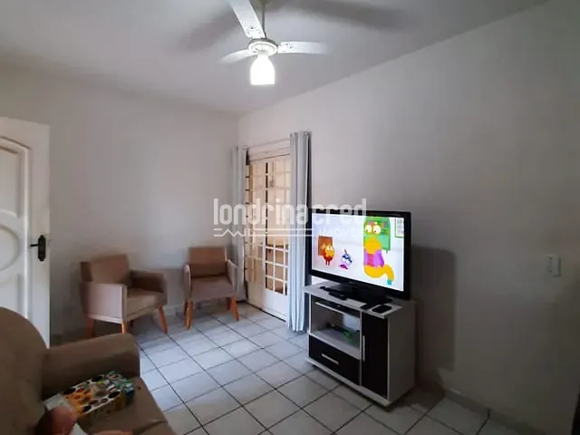 Casa com 163m² 3 quartos e 2 banheiros, à venda, no bairro Cambezinho em Londrina