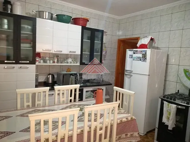 Casa com 125m² 3 quartos e 2 banheiros, à venda, no bairro Jardim Primavera em Mauá