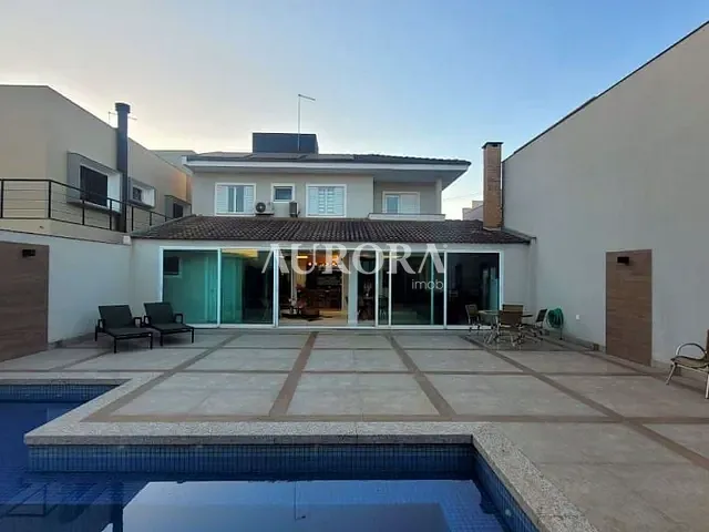 Casa com 417m² 3 quartos e 3 banheiros, à venda, no bairro Terras de Santana II em Londrina