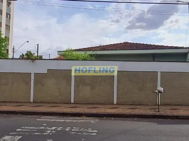 Casa com 275m² 3 quartos e 1 banheiro, à venda, no bairro Saúde em Rio Claro