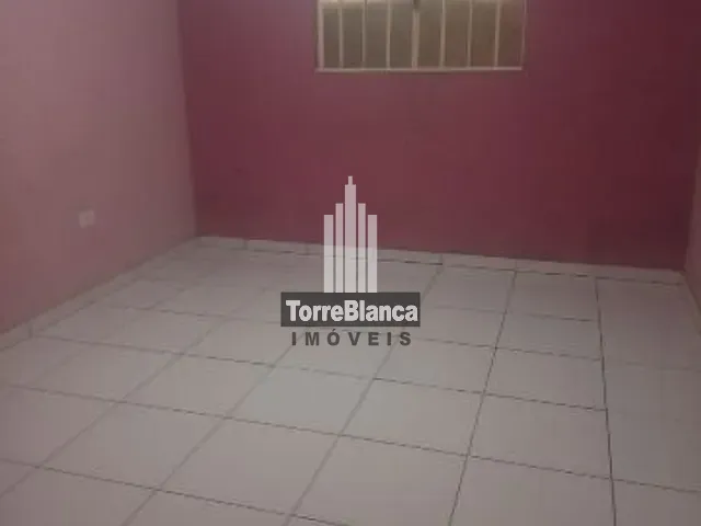 Casa com 462m², à venda, no bairro Uvaranas em Ponta Grossa
