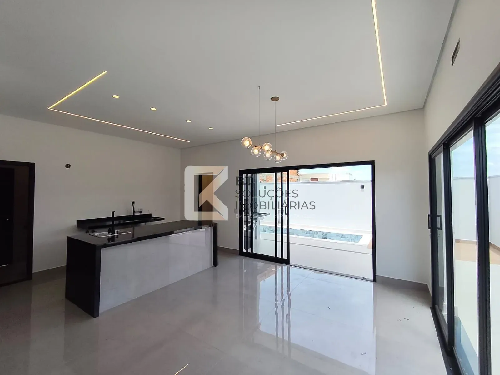 Casa, 3 quartos, 243 m² - Foto 7