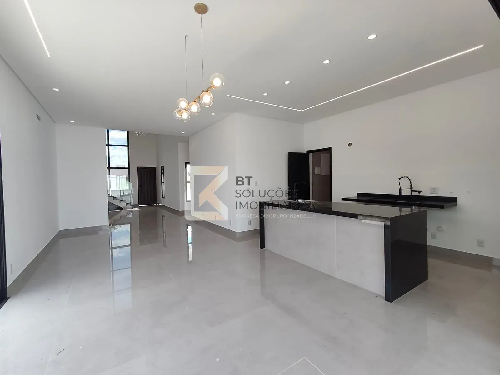 Casa, 3 quartos, 243 m² - Foto 10