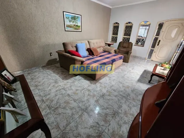 Casa com 195m² 3 quartos e 2 banheiros, à venda, no bairro Centro em Rio Claro