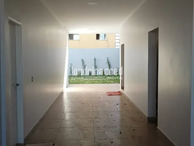 Casa 3 quartos e 3 banheiros, à venda, no bairro Santa Cruz em Cascavel