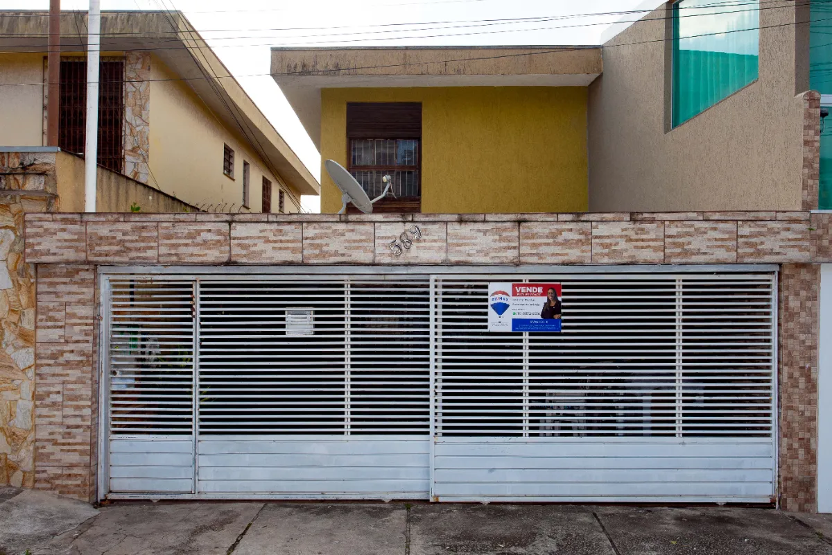 Casa para venda e locação em Jardim São José (Zona Norte) com 3 quartos, sendo 1 suíte, 128m²