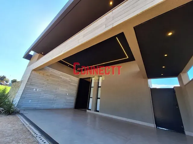 Casa com 700m² 4 quartos e 5 banheiros, à venda, no bairro Vila do Golf em Ribeirão Preto
