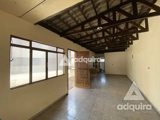 Casa com 438m² 4 quartos e 3 banheiros, à venda, no bairro Colônia Dona Luíza em Ponta Grossa