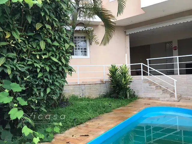 Casa com 250m² 3 quartos e 2 banheiros, à venda, no bairro Borda da Mata em Caçapava
