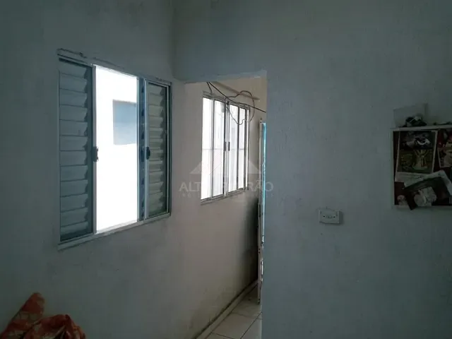 Casa com 125m² 1 quarto e 1 banheiro, à venda, no bairro Jardim São Judas em Mauá