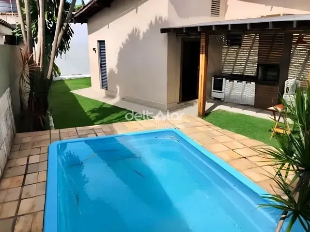 Casa com 384m² 4 quartos e 3 banheiros, à venda, no bairro São João Batista (Venda Nova) em Belo Horizonte