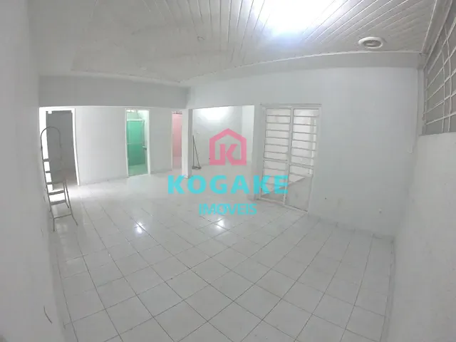 Casa com 317m², para alugar, no bairro Vila Rubi em São José dos Campos
