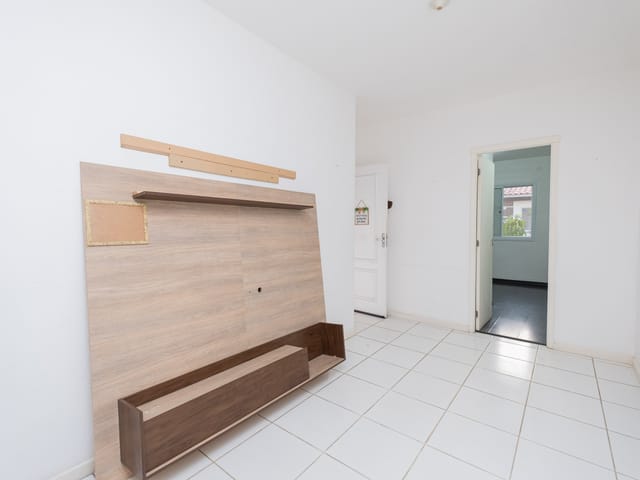 Casa 2 quartos e 2 banheiros, à venda ou para alugar, no bairro Três Vendas em Pelotas