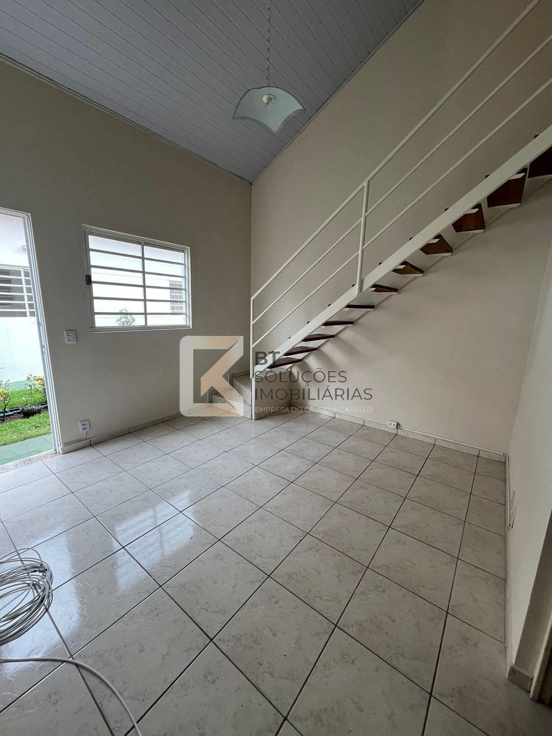 Casa, 2 quartos, 70 m² - Foto 1