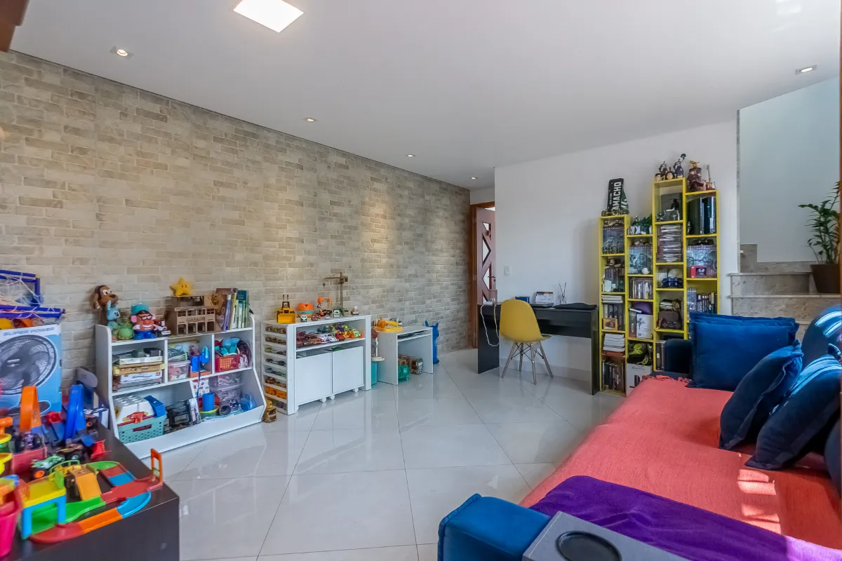 Casa para venda em Vila Império com 2 quartos, 91m²