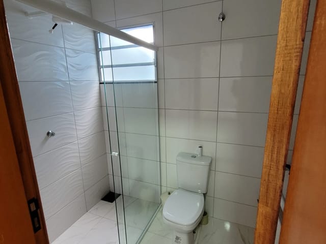 Casa 3 quartos e 2 banheiros, à venda, no bairro Res. Santa Clara em Pindamonhangaba