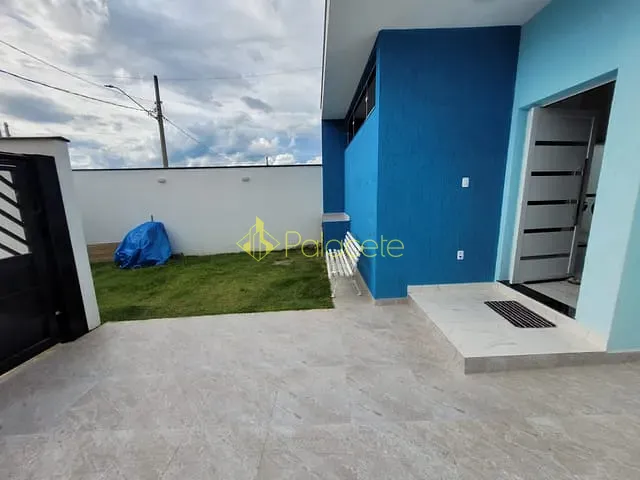 Casa 3 quartos e 2 banheiros, à venda, no bairro Res. Santa Clara em Pindamonhangaba