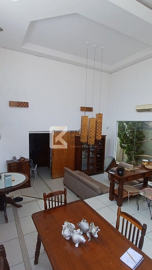 Casa, 3 quartos, 224 m² - Foto 6