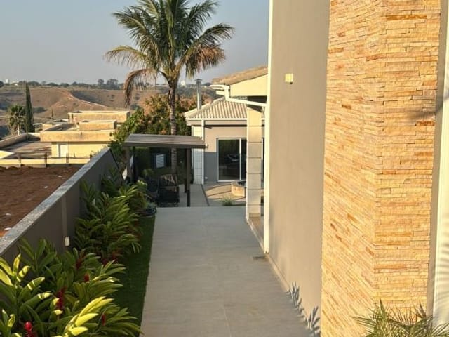 Casa com 1000m² 5 quartos e 5 banheiros, à venda, no bairro Parque Mirante Do Vale em Jacareí