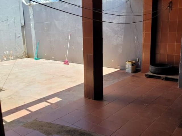Foto do Casa - Casa com 3 dormitórios para alugar, 100 m² por R$ 1.875,00/ano - Jardim Elza Amuí I - Uberaba/MG | ZUCATO IMOBILIARIA LTDA