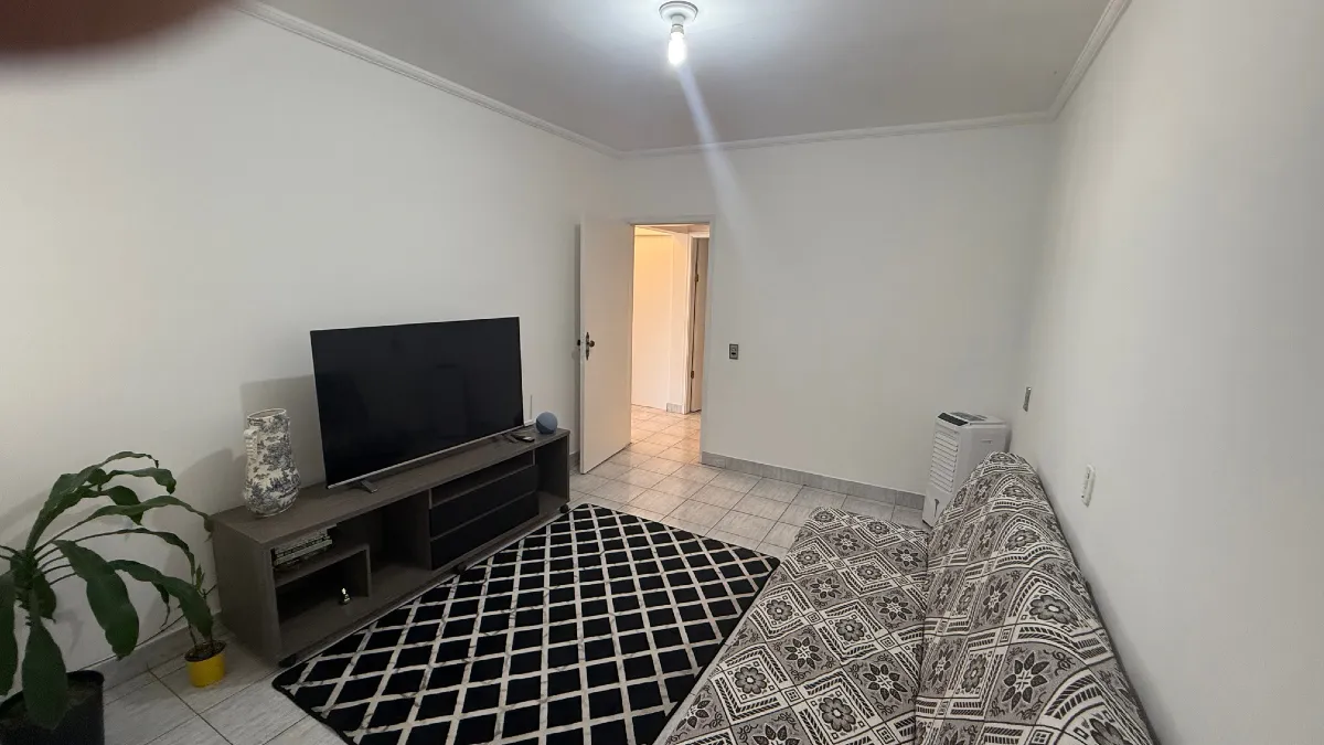 Casa para venda em Jardim Irapiranga com 5 quartos, sendo 1 suíte, 394m²