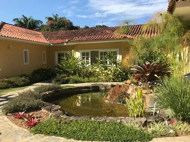 Casa com 7301m² 4 quartos e 1 banheiro, à venda, no bairro Itaipava em Petrópolis