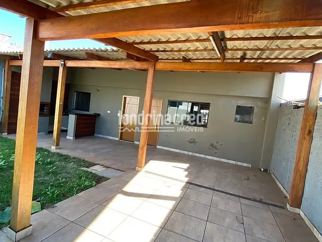 Casa com 200m², à venda, no bairro Aquilles Sthengel em Londrina