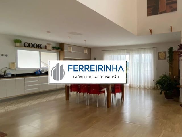Casa com 450m² 4 quartos e 5 banheiros, à venda, no bairro Colinas do Paratehy em São José dos Campos