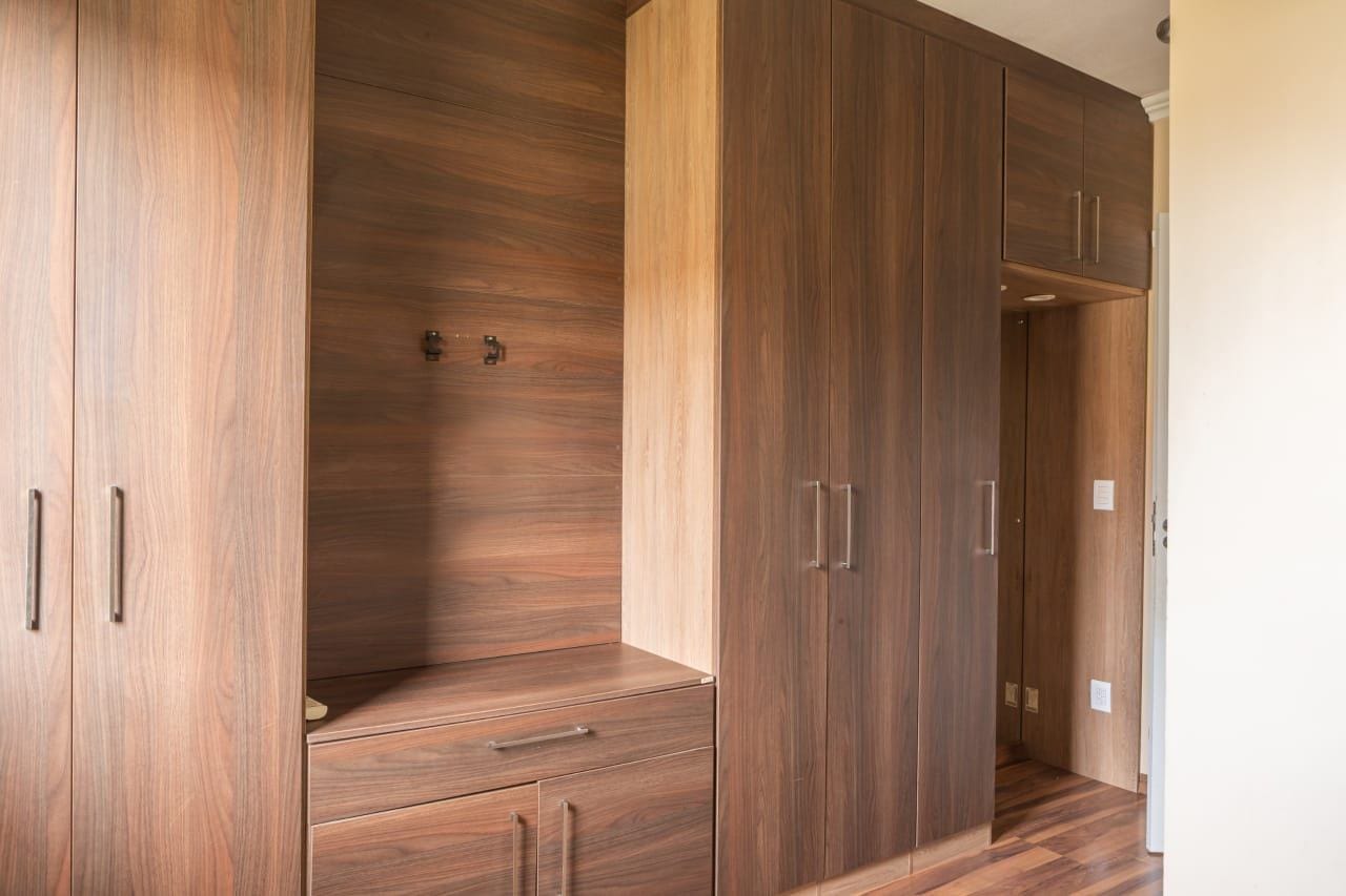 Casa semimobiliada à venda no Moradas Club 1, Três Vendas - 69 m², 2 quartos (ambos suítes), - 11
