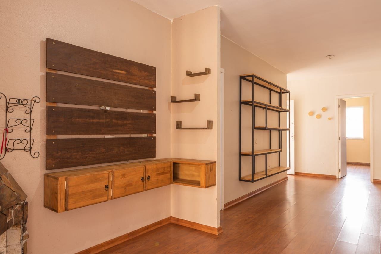 Casa semimobiliada à venda no Moradas Club 1, Três Vendas - 69 m², 2 quartos (ambos suítes),