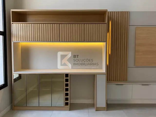 Casa com 300m² 3 quartos e 5 banheiros, à venda, no bairro Jardins Di Roma em Indaiatuba
