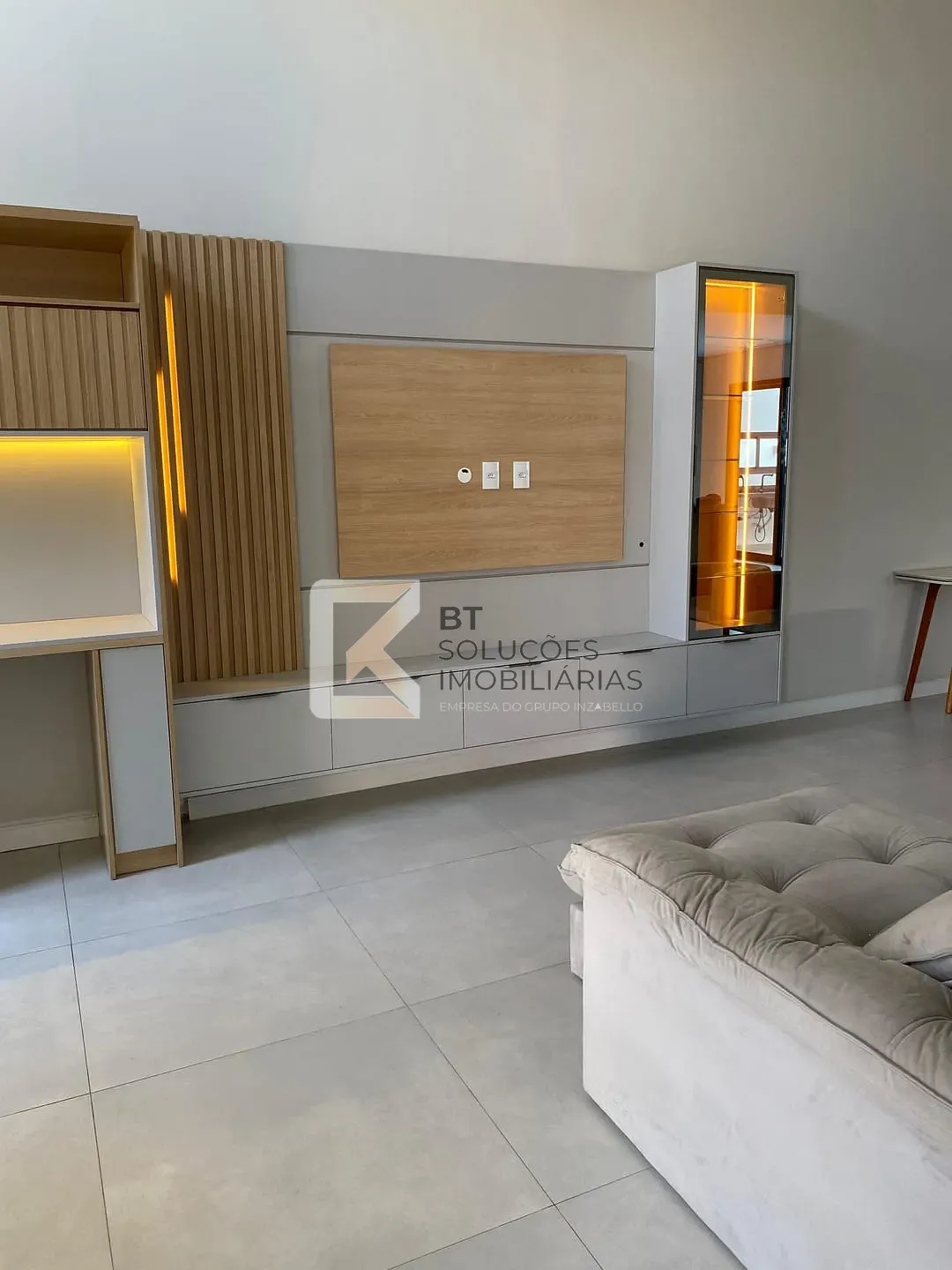 Casa, 3 quartos, 220 m² - Foto 2